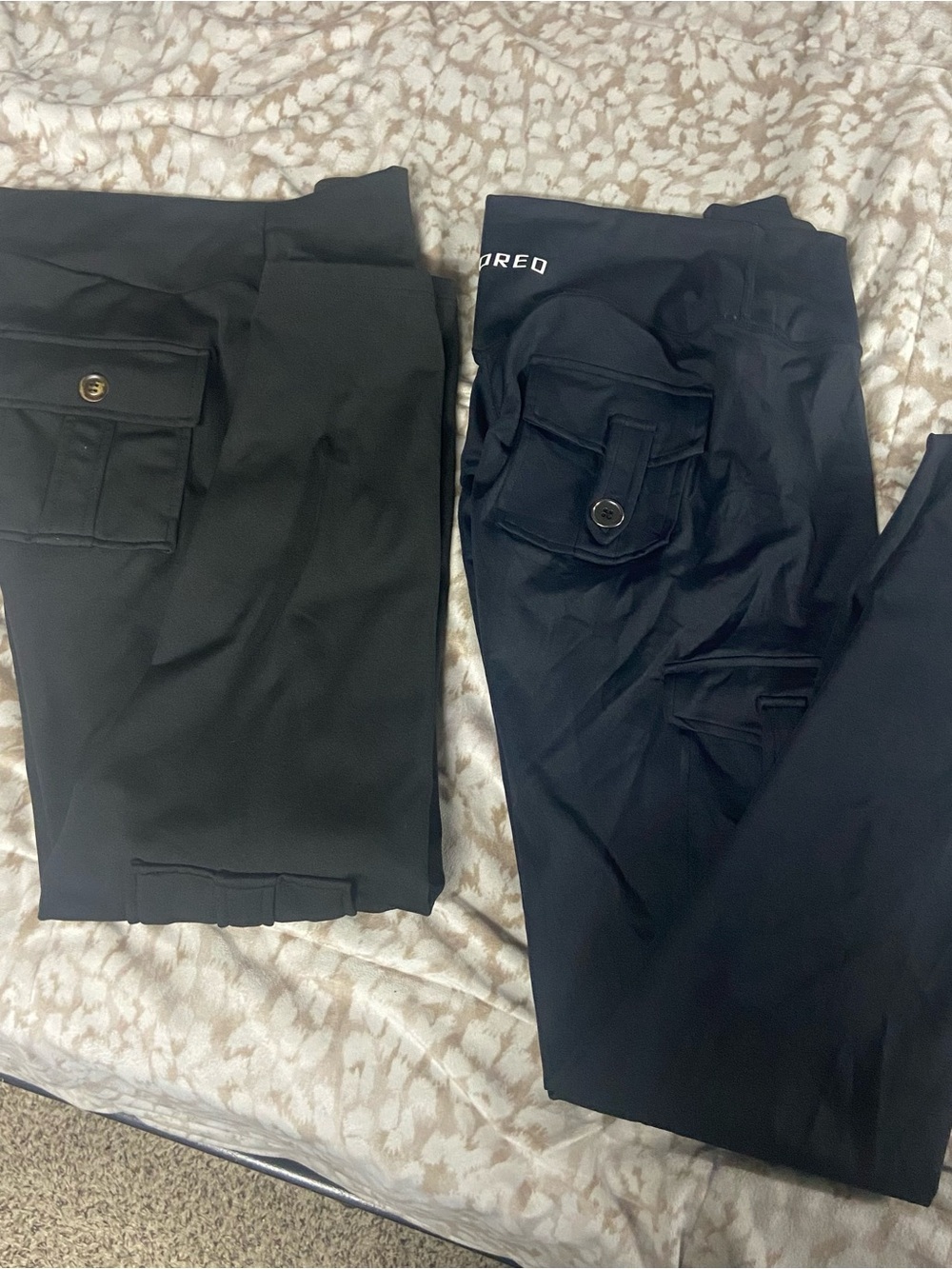 Women’s Black Cargo Leggings with Pockets